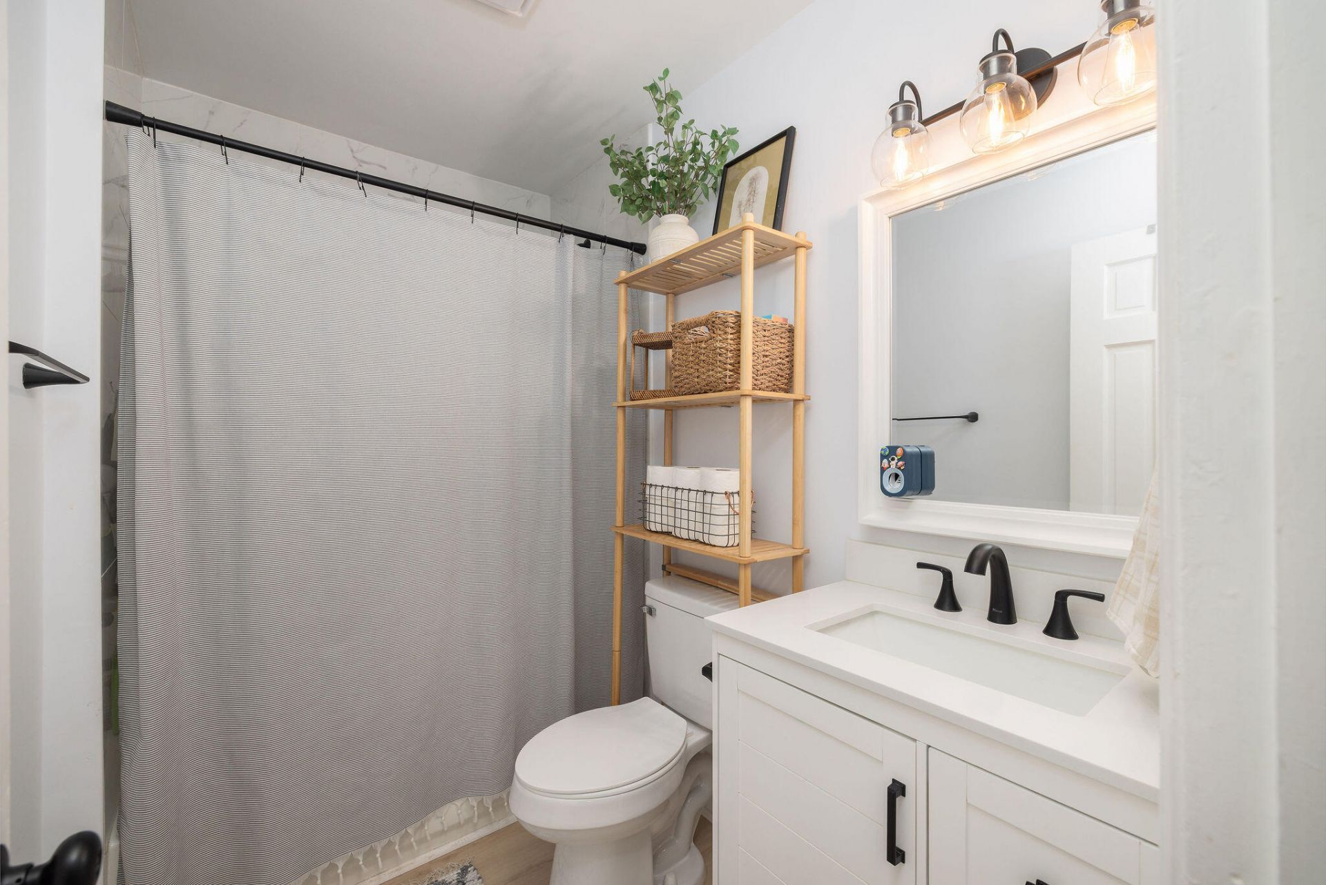 1045 Yeamans Hall Road Photo 35