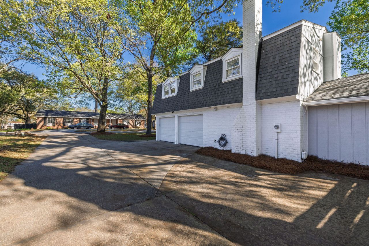 1045 Yeamans Hall Road Photo 38