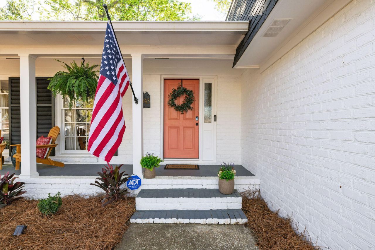 1045 Yeamans Hall Road Photo 5