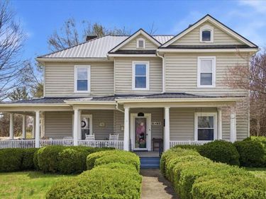 601 Henry Street, Gretna, VA 24557