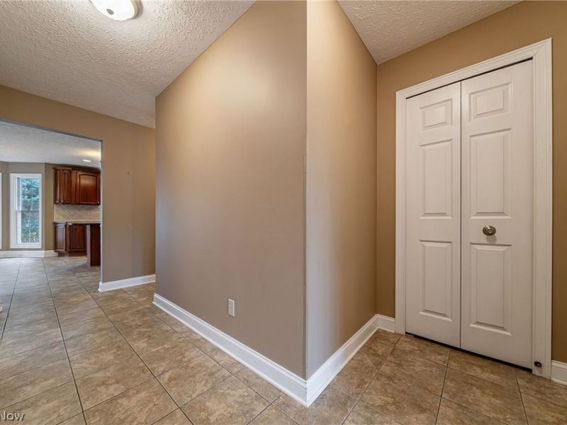 35914 Hanamar Drive , Avon, OH 44011 Photo 18