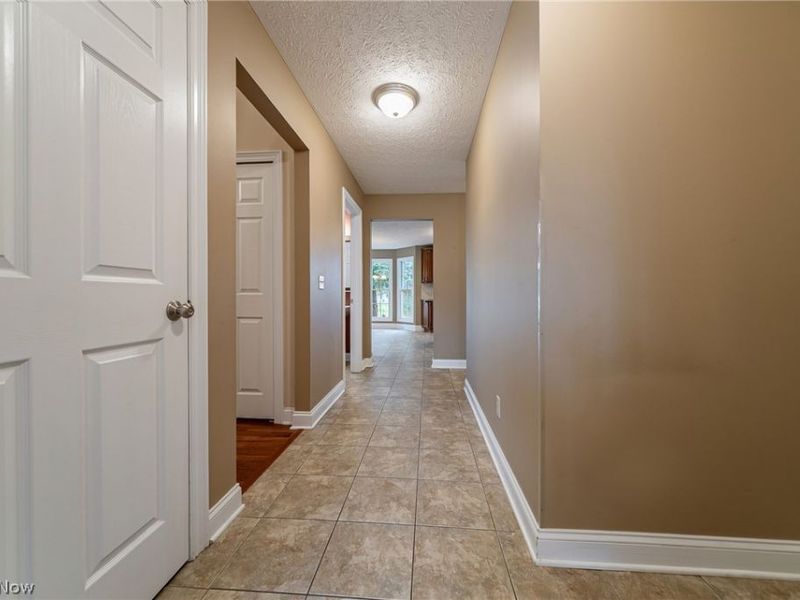 35914 Hanamar Drive , Avon, OH 44011 Photo 19