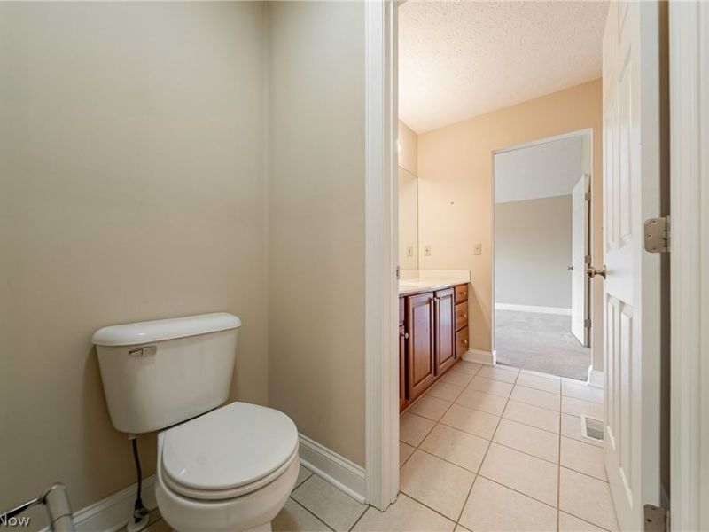 35914 Hanamar Drive , Avon, OH 44011 Photo 32