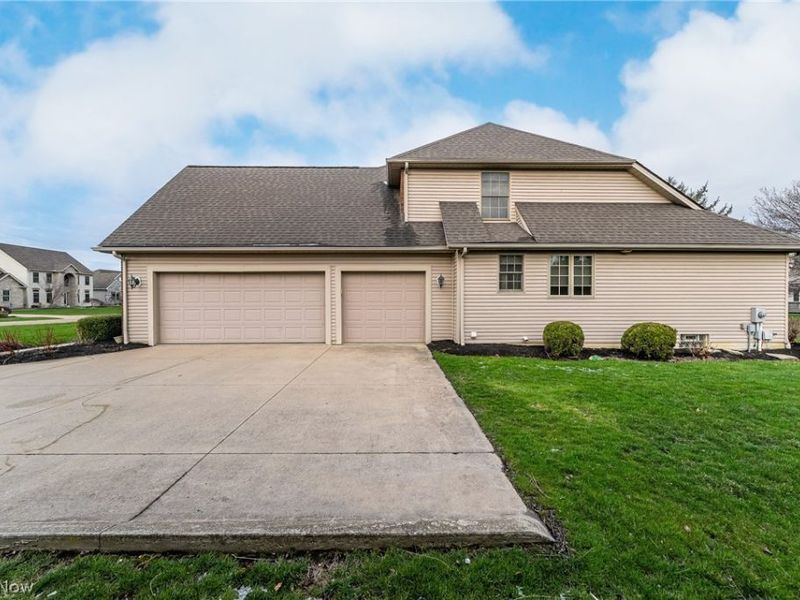 35914 Hanamar Drive , Avon, OH 44011 Photo 45