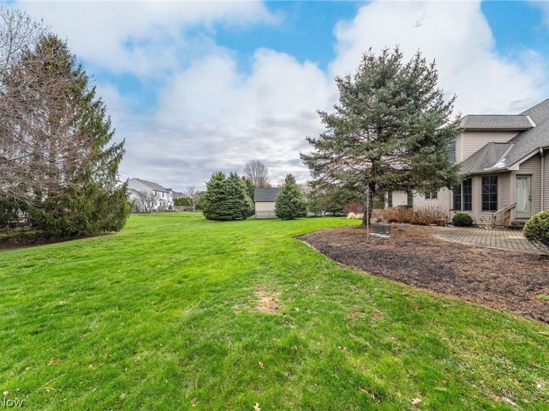 35914 Hanamar Drive , Avon, OH 44011 Photo 46