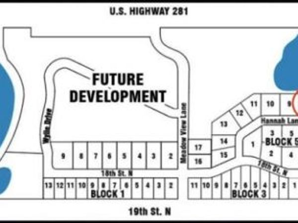 1502 Hannah Lane, Aberdeen, SD 57401