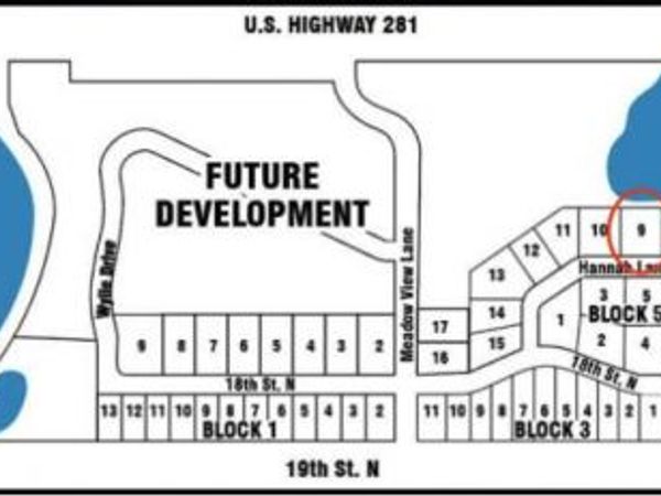 1508 Hannah Lane, Aberdeen, SD 57401