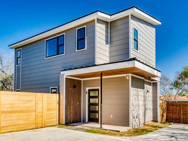 206 E Wonsley DR, Unit 2, Austin, TX 78753
