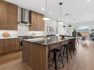 6607 Roper Street, Dallas, TX 75209