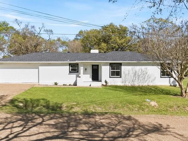 113 E Bayside Drive, Mabank, TX 75156