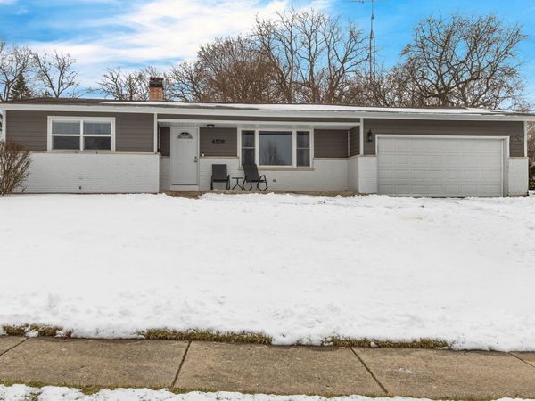 4509 Ashley Drive , McHenry, IL 60050