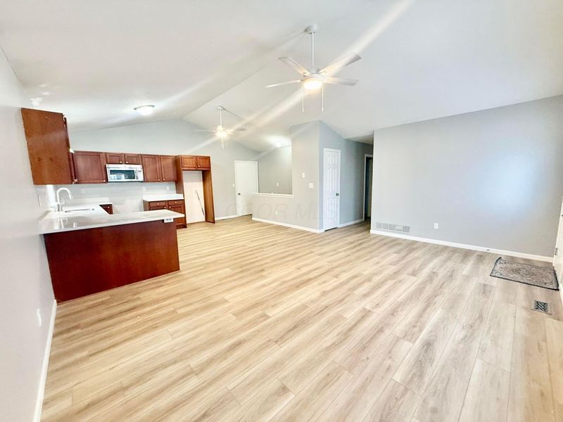 14853 King Road , Howard, OH 43028 Photo 7