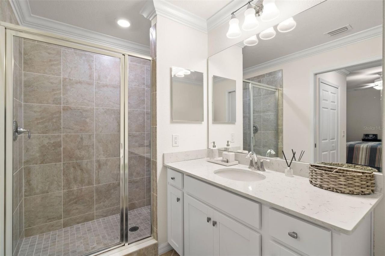 17520 Gawthrop Drive, Unit 303, Bradenton, FL 34211 Photo