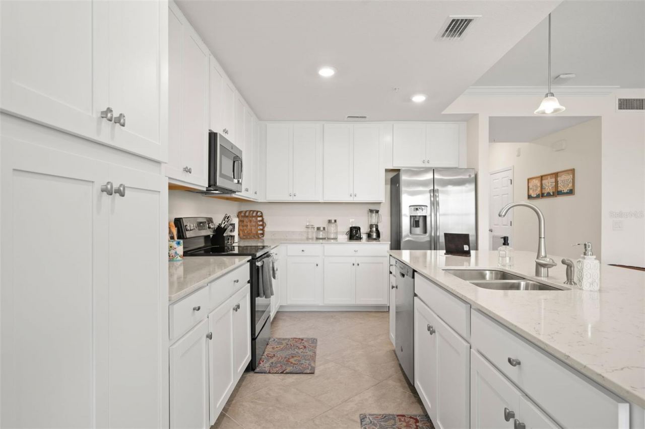 17520 Gawthrop Drive, Unit 303, Bradenton, FL 34211 Photo