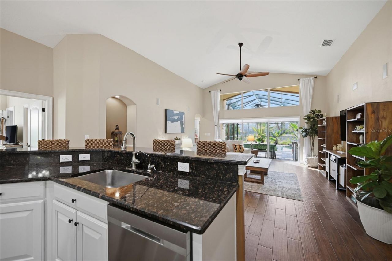 12012 Longview Lake Circle, Bradenton, FL 34211 Photo