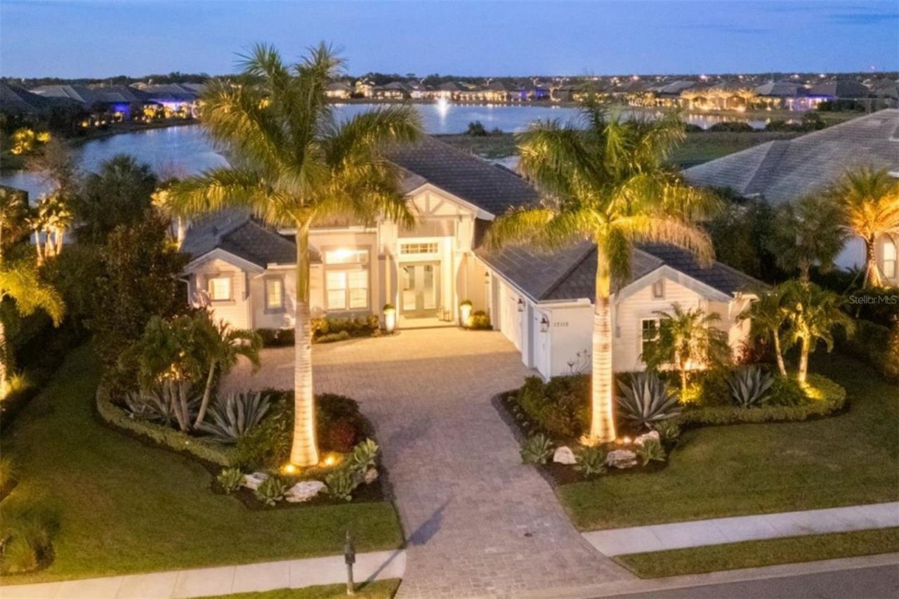 17115 Salerno Drive, Bradenton, FL 34202 Main Photo