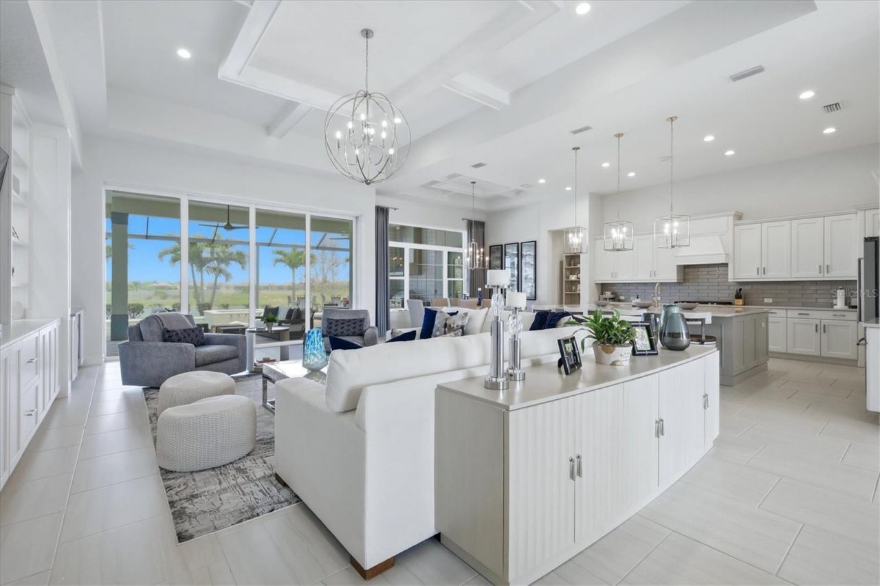 17115 Salerno Drive, Bradenton, FL 34202 Photo