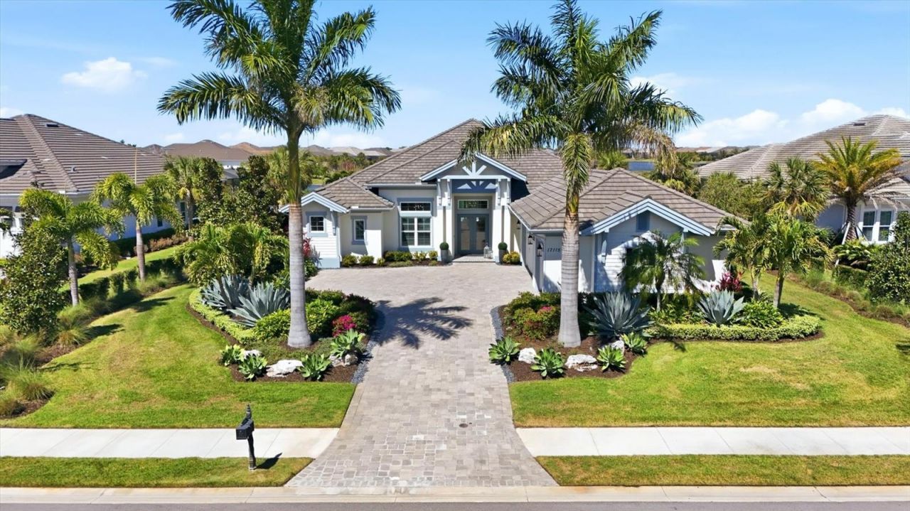 17115 Salerno Drive, Bradenton, FL 34202 Photo