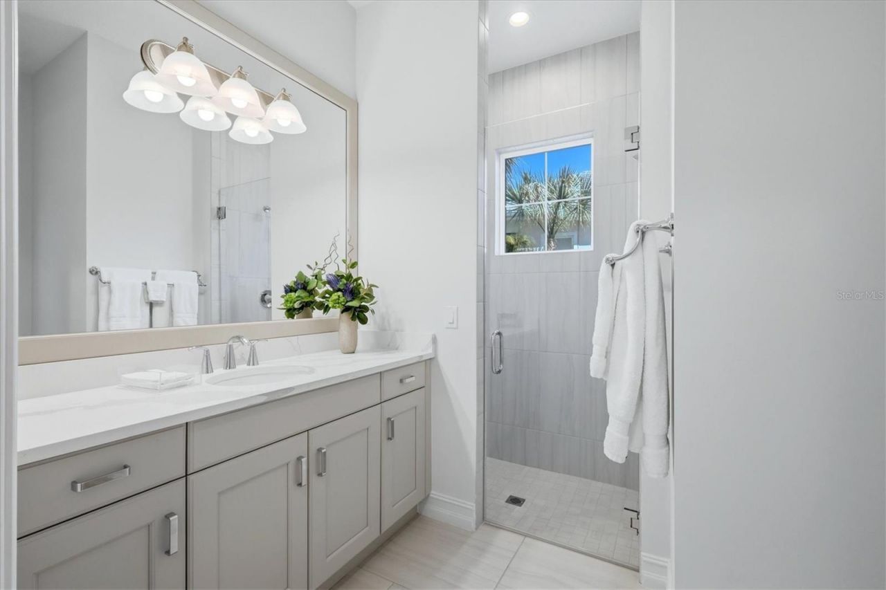 17115 Salerno Drive, Bradenton, FL 34202 Photo