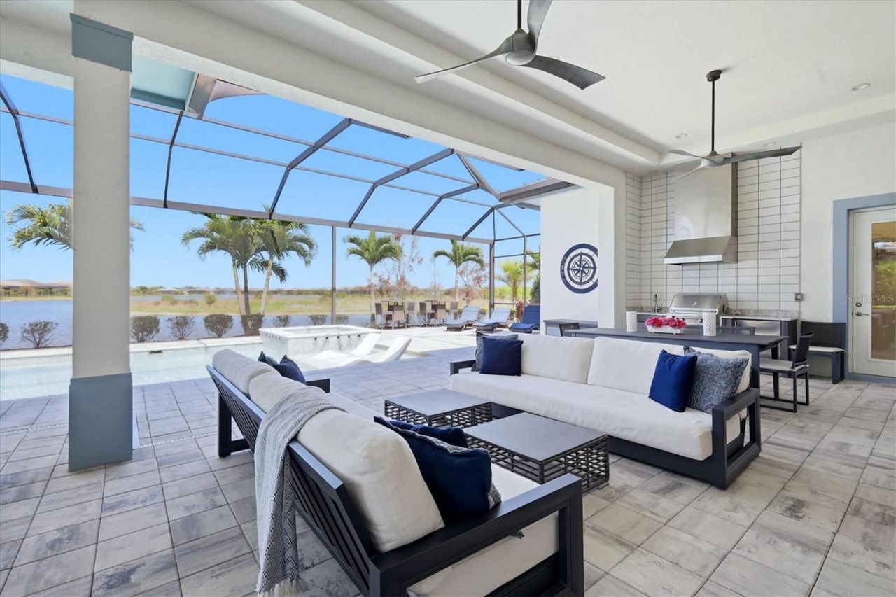 17115 Salerno Drive, Bradenton, FL 34202 Photo