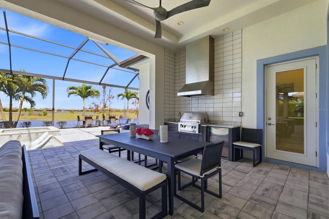 17115 Salerno Drive, Bradenton, FL 34202 Photo