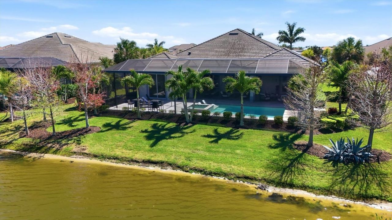 17115 Salerno Drive, Bradenton, FL 34202 Photo