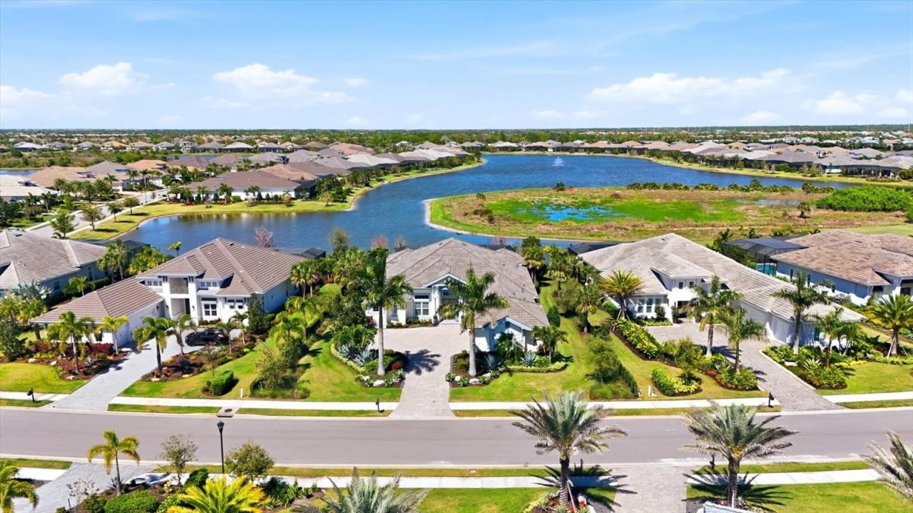 17115 Salerno Drive, Bradenton, FL 34202 Photo