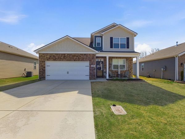 743 Pintail Pt, Lebanon, TN 37090