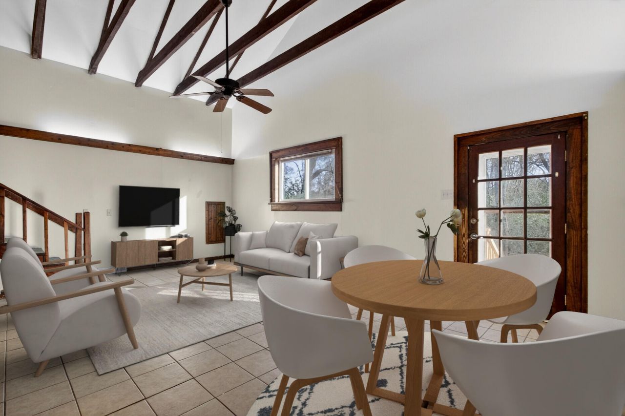 106 Jones Road Photo 10