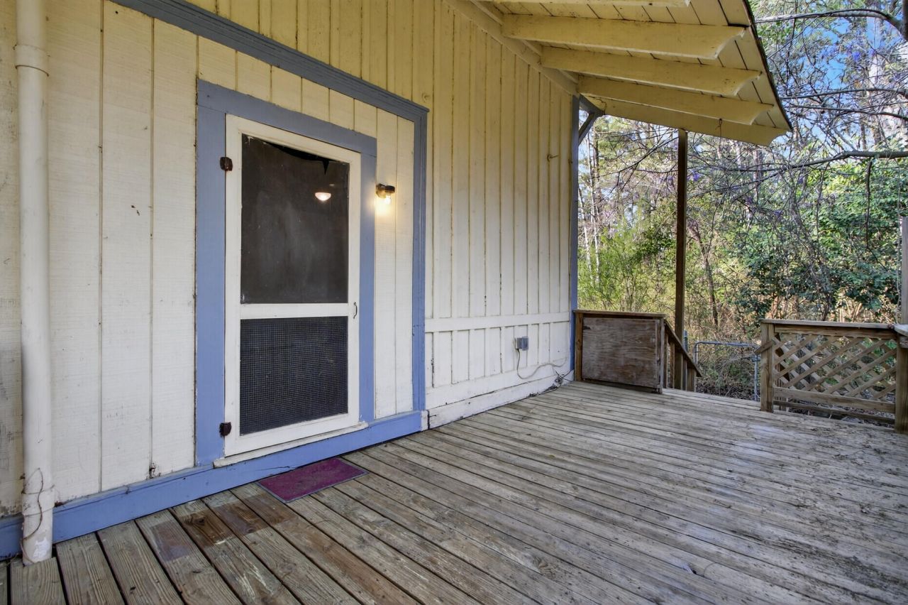 106 Jones Road Photo 31