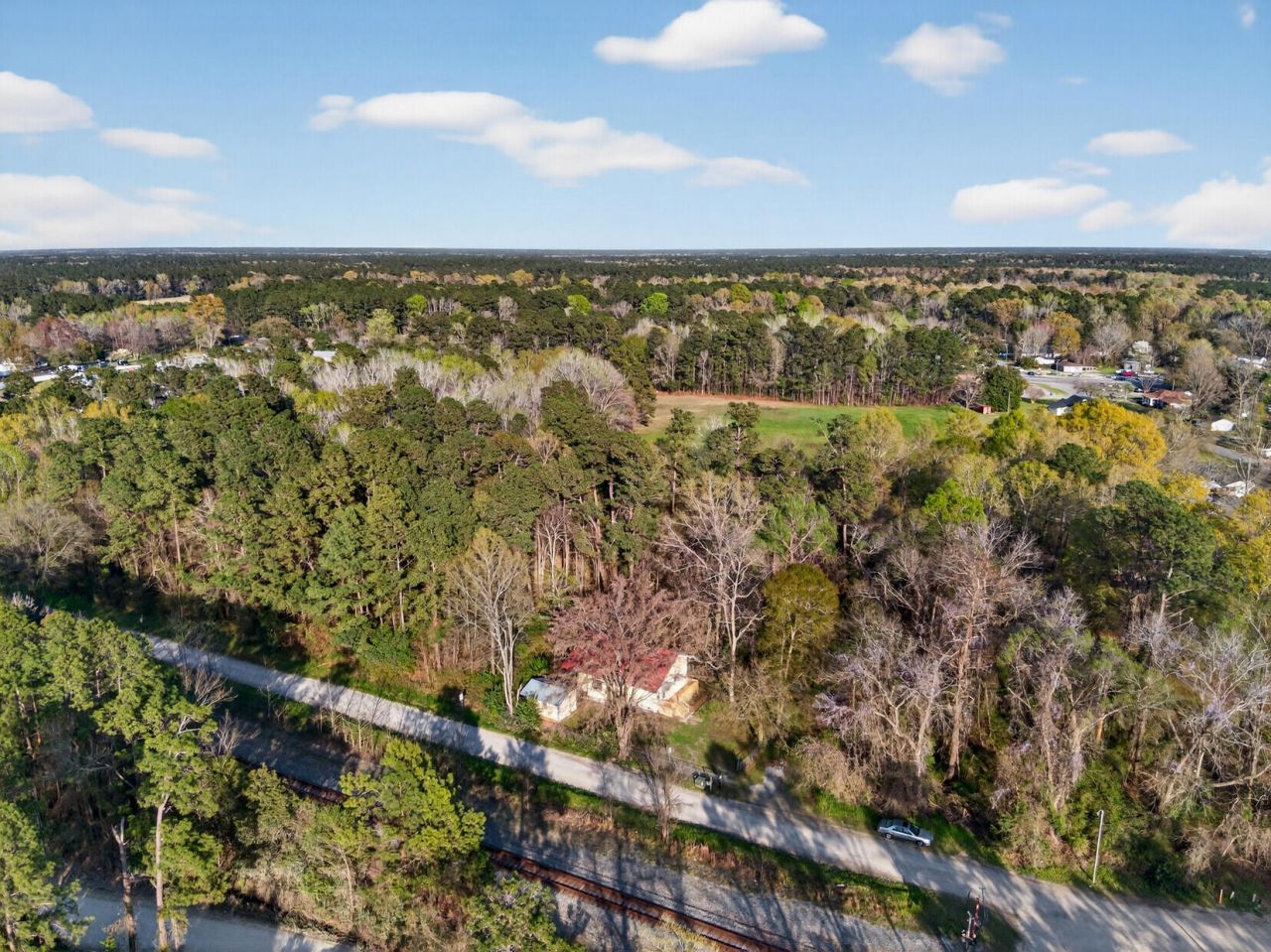 106 Jones Road Photo 37