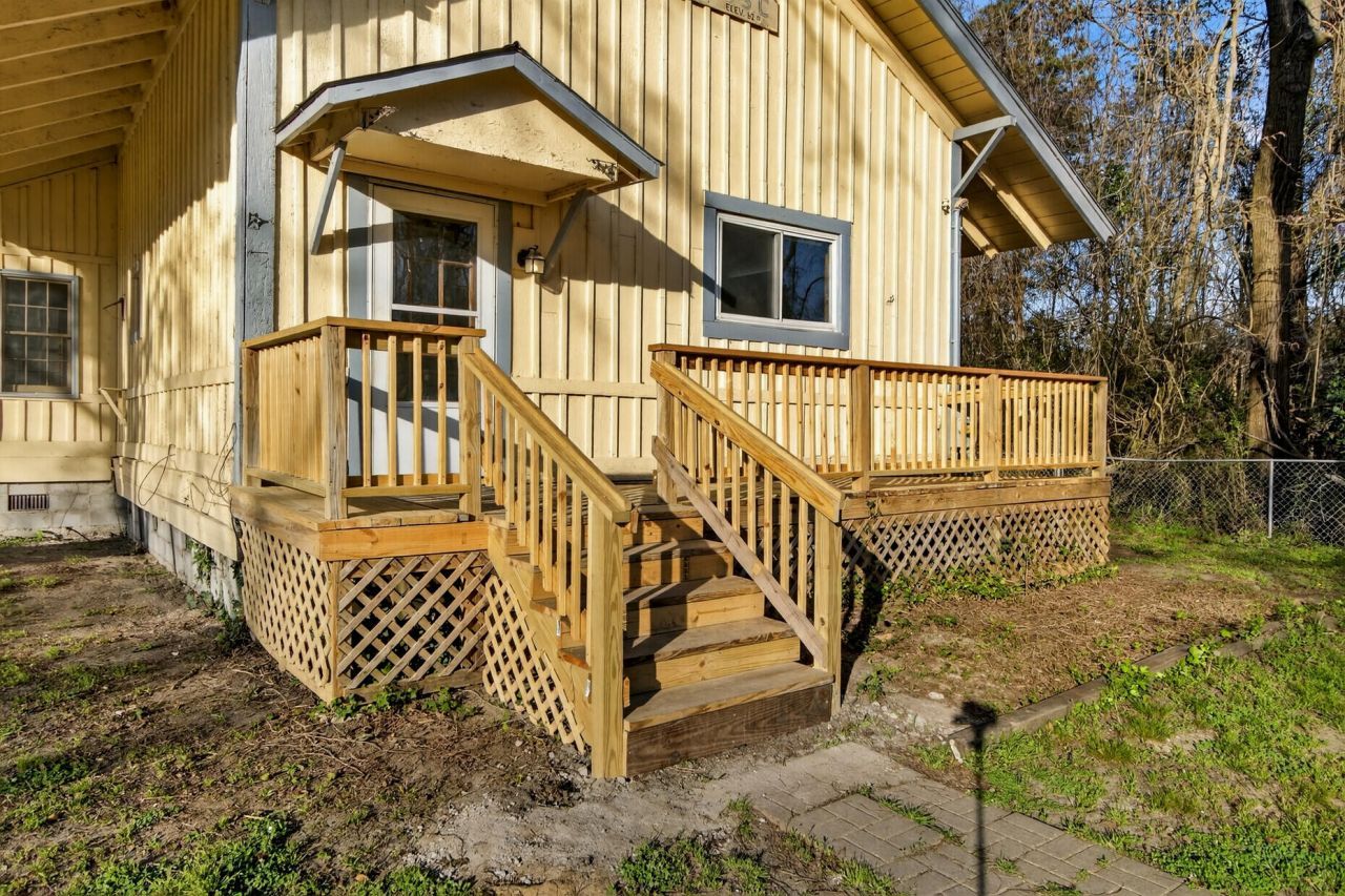 106 Jones Road Photo 4