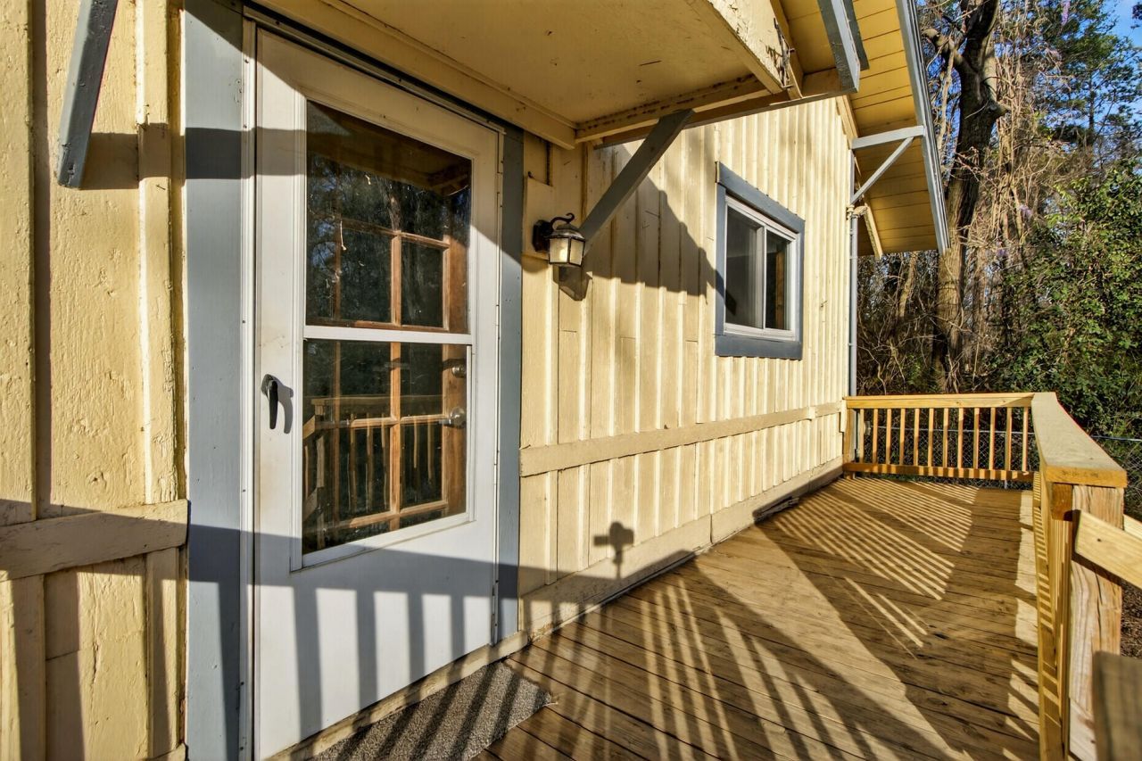 106 Jones Road Photo 5