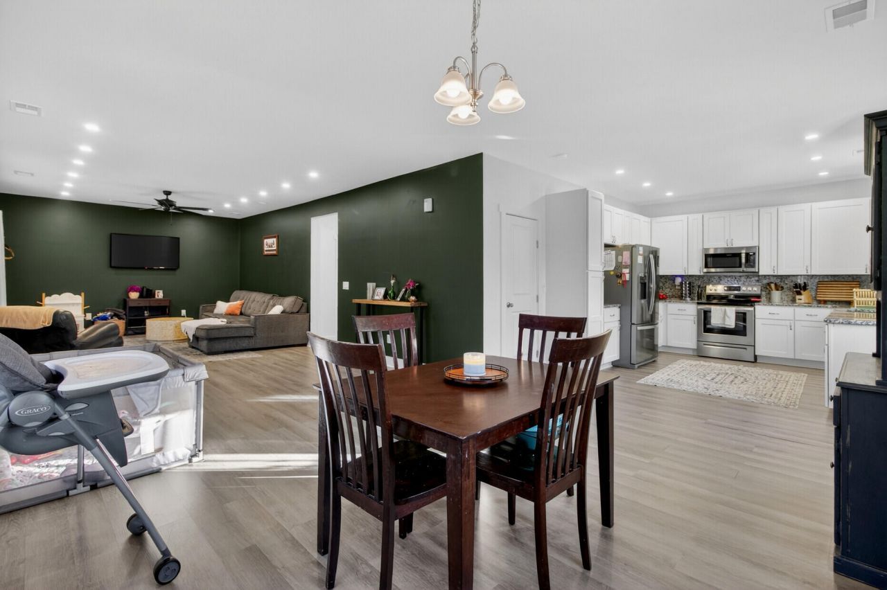 481 S Railroad Avenue Photo 11