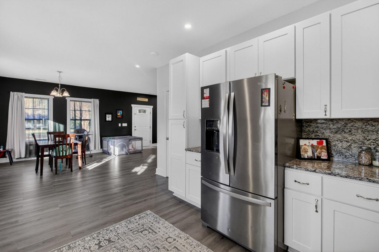 481 S Railroad Avenue Photo 14