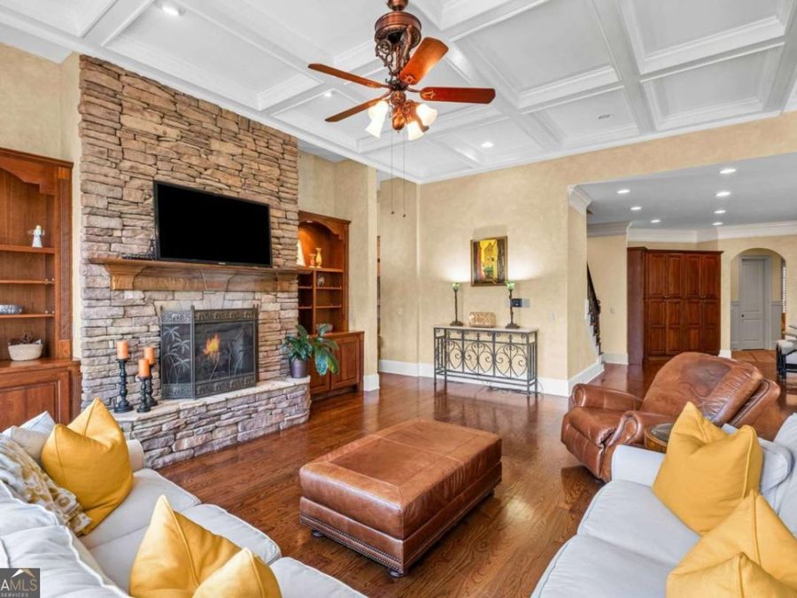 Property Image 25