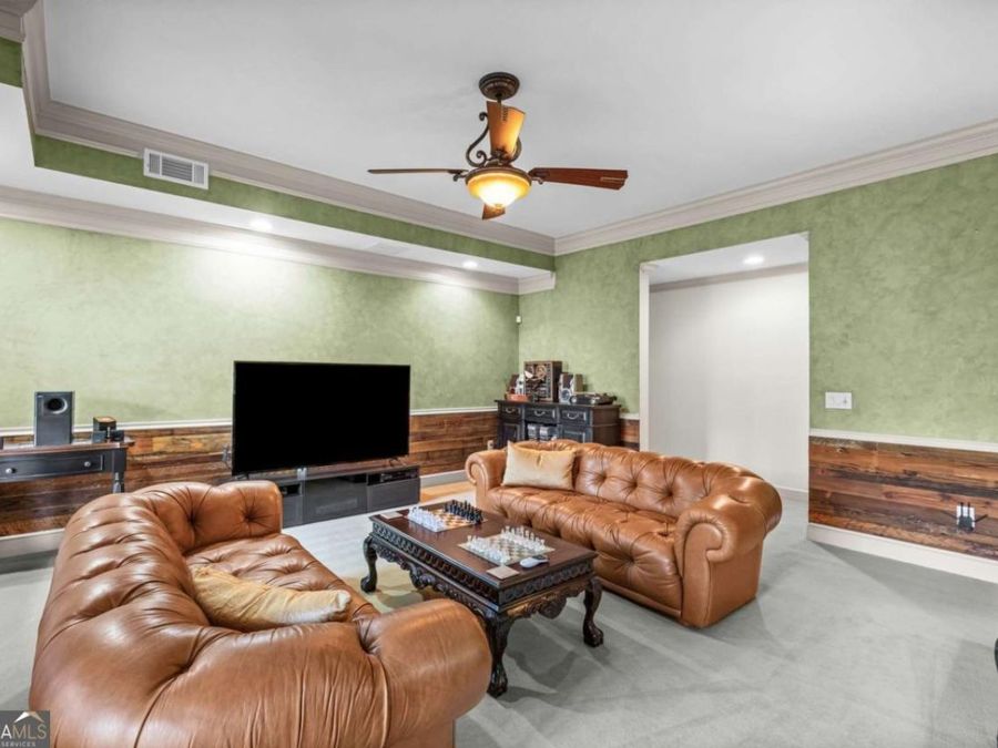 Property Image 61