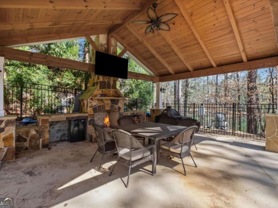 Property Image 80