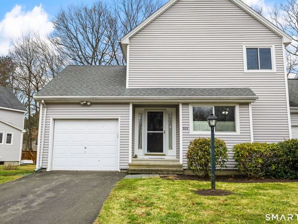 305 Aspetuck, Unit 305, Shelton, CT 06484