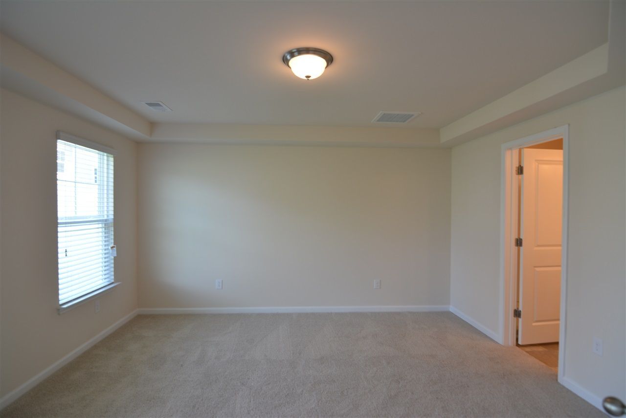 1109 Fairway Ln. Photo 6