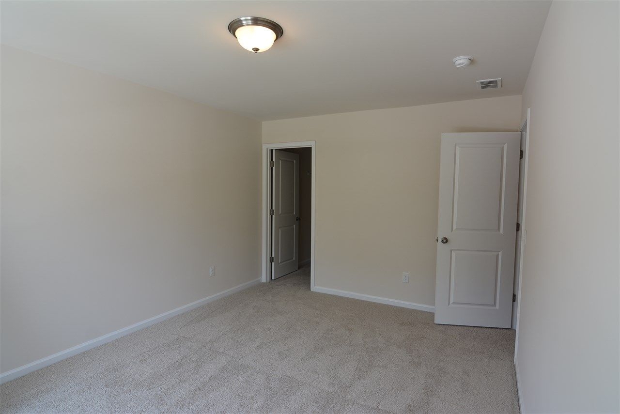 1109 Fairway Ln. Photo 9