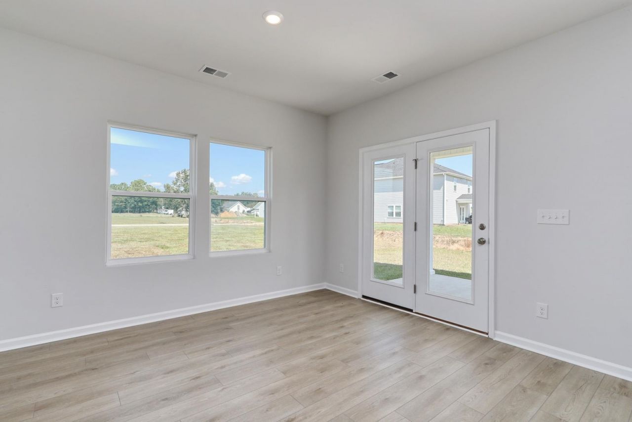 431 Atamasco Ct. Photo 8