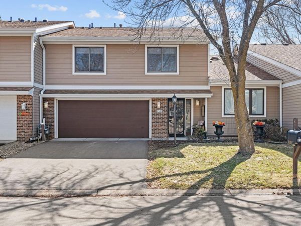 9344 Nesbitt Road, Bloomington, MN 55437