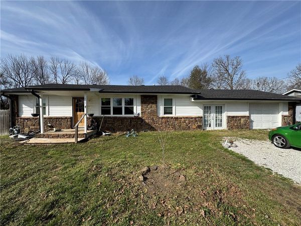 409 Huenefeld Street , Lincoln, AR 72744