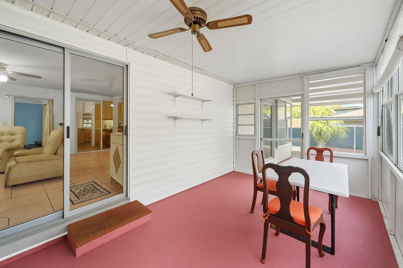 2285 NE 136th Lane, North Miami Beach, FL 33181 Photo