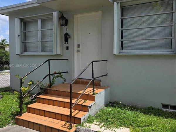57 Esplanade Dr, Unit C, Miami Springs, FL 33166