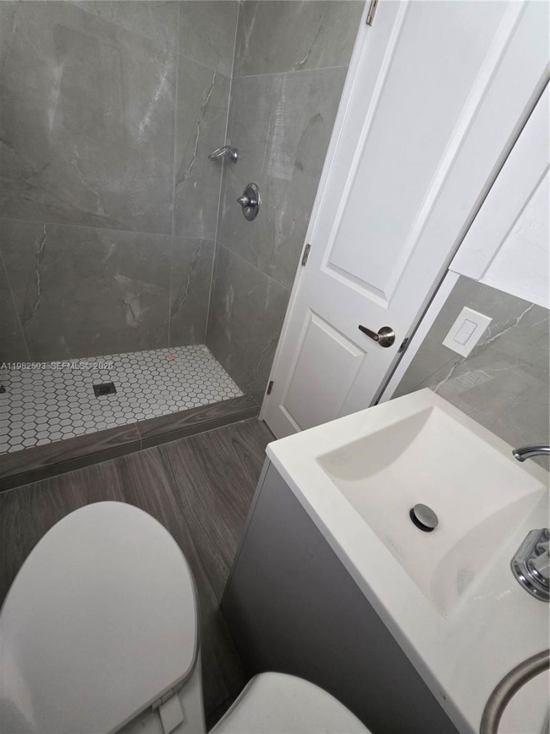 57 Esplanade Dr, Unit C, Miami Springs, FL 33166 Photo