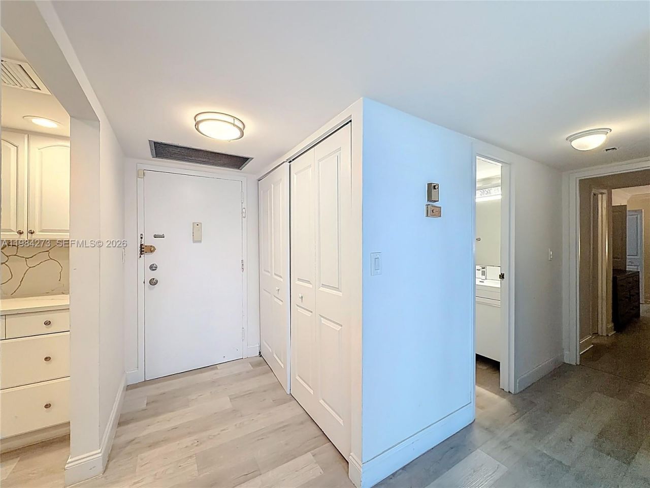 1000 Parkview Dr , Unit 121, Hallandale Beach, FL 33009 Photo