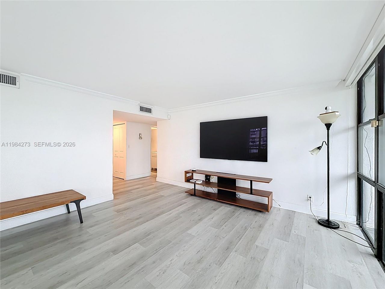 1000 Parkview Dr , Unit 121, Hallandale Beach, FL 33009 Photo