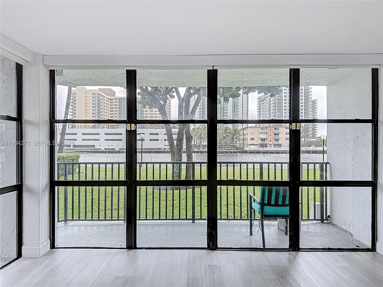 1000 Parkview Dr , Unit 121, Hallandale Beach, FL 33009 Photo